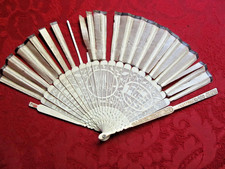 Outra montagem asiática antiga de ventilador manual. Início dos anos 1800. Requintado. Monograma "MM". comprar usado  Enviando para Brazil
