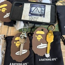 Chaveiro de cabeça A BATHING APE acessórios modernos pingente de chave de metal elegante comprar usado  Enviando para Brazil