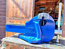 Record bench vice for sale  BROUGH