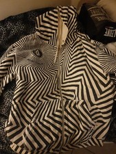 Felpa volcom reversibile usato  Grottaferrata