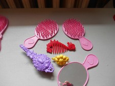 Lot accessoires poupée d'occasion Lot accessoires poupée d'occasion  Mehun-sur-Yèvre