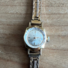 Montre bracelet n2559 d'occasion  Saint-Jean-en-Royans