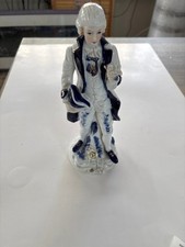 Statuina ceramica uomo usato  Crotone