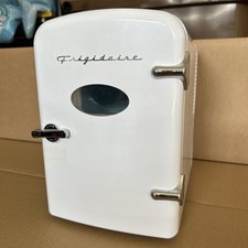 Refrigerador de bebidas Frigidaire EFMIS129-WHITE 4L - Branco comprar usado  Enviando para Brazil