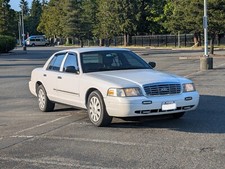 2009 ford crown for sale  Seattle