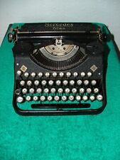 Macchina scrivere portatile usato  Schiavon
