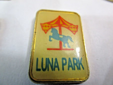 Pin fairground ducasse d'occasion  Expédié en Belgium