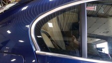Vidro de ventilação da porta traseira do passageiro tom verde compatível com 06-10 BMW 550i 653683 comprar usado  Enviando para Brazil
