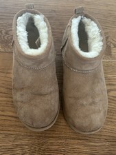 uggs girls for sale uggs girls for sale New Albany