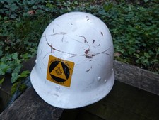 Rare casque militaire d'occasion  Louveciennes