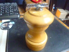 Poivrier moulin poivre d'occasion  Avon