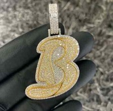 Pingente masculino 'B' personalizado de moissanita corte redondo 3,00 ct folheado a ouro amarelo 14K comprar usado  Enviando para Brazil