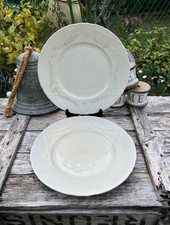 Assiettes relief creil d'occasion  Villeneuve-la-Guyard