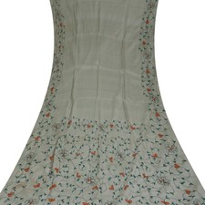 Vintage Pallido Pista Verde Seta Floreale Mano Ricamato Sari Remnant 3.7m Scrap comprar usado  Enviando para Brazil
