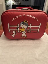 Maleta rígida roja vintage I'm Going to Grandma's House 13" con asa y pestillo segunda mano  Embacar hacia Mexico