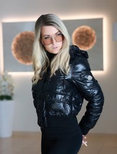 Piumino moncler nero usato  Spedire a Italy