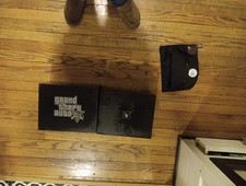 Grand Theft Auto V Box Set Bolsa de Dinheiro com Chave, Chapéu, Jogo (Disco PS3)  comprar usado Grand Theft Auto V Box Set Bolsa de Dinheiro com Chave, Chapéu, Jogo (Disco PS3)  comprar usado  Enviando para Brazil