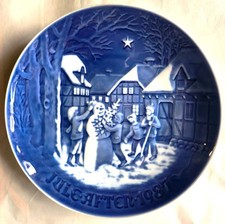 Piatto natale bing usato Piatto natale bing usato  Borgomanero