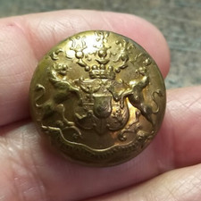 Ancien bouton livrée. d'occasion  Amiens-