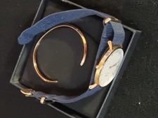Daniel wellington coffret d'occasion  Castelsarrasin