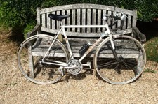 Ancien velo homme. d'occasion  Vouillé
