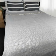 Bed throw king for sale  GLASGOW