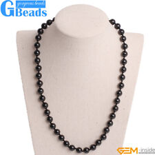 Collana lunga con usato  Spedire a Italy