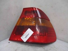 Feu arriere droit d'occasion Feu arriere droit d'occasion  Fère-en-Tardenois