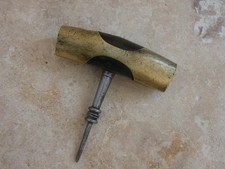 Coup poing gibelet d'occasion Coup poing gibelet d'occasion  Pont-l'Abbé-d'Arnoult