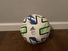 Adidas nativo xxv for sale  Saint Louis