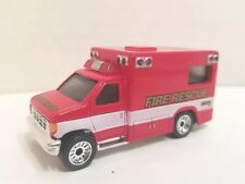 Unidade de resgate de incêndio 3 - Pneus de borracha - Ford Van Ambulance 1:80 da Matchbox comprar usado  Enviando para Brazil