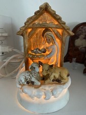 Belén de cerámica de porcelana iluminada María y el Niño Jesús con animales de colección segunda mano  Embacar hacia Mexico
