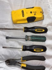 Usado, Conjunto de ferramentas Stanley ferramentas manuais mistas lote de 5 alicates chave de fenda localizador de parafusos comprar usado Usado, Conjunto de ferramentas Stanley ferramentas manuais mistas lote de 5 alicates chave de fenda localizador de parafusos comprar usado  Enviando para Brazil