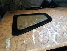 Vetro fisso posteriore usato Vetro fisso posteriore usato  Saluzzo