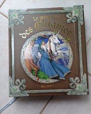 Beau livre grimoire d'occasion  Le Mans