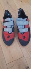 Evolv men climbing for sale  BRISTOL
