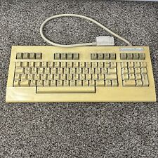 Commodore c128d 128d d'occasion  Expédié en Belgium