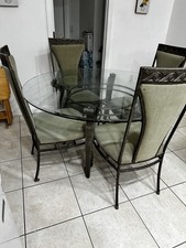 high top table w 4 chairs for sale  Clermont