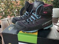 Scarponi trekking donna usato  Roma