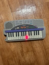 FUNCIONANDO Casio ML-1 luz mágica vintage mini sintetizador de teclado iluminado comprar usado FUNCIONANDO Casio ML-1 luz mágica vintage mini sintetizador de teclado iluminado comprar usado  Enviando para Brazil