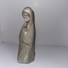 Lladro mother child for sale  Cary