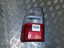 2004 MITSUBISHI L200 REAR TAIL LIGHT LEFT 082141952L comprar usado  Enviando para Brazil