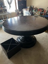 Elegant round table for sale  Las Vegas