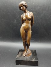 Donna bronzo scultura usato  Milano
