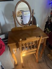 Wooden makeup vanity for sale  Woodruff