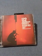 Under blood red usato  Torino