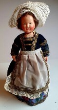 Poupée folklorique costume d'occasion  Fougères