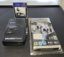 Reproductor de casete radio AM/FM SONY Walkman WM-F2065 - correa nueva - probado y funciona segunda mano  Embacar hacia Mexico
