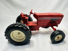 Ertl red tractor for sale  Marshall