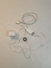 Usado, Apple iPod Shuffle 4ª Geração 2GB, Prata Com Capa  comprar usado  Enviando para Brazil